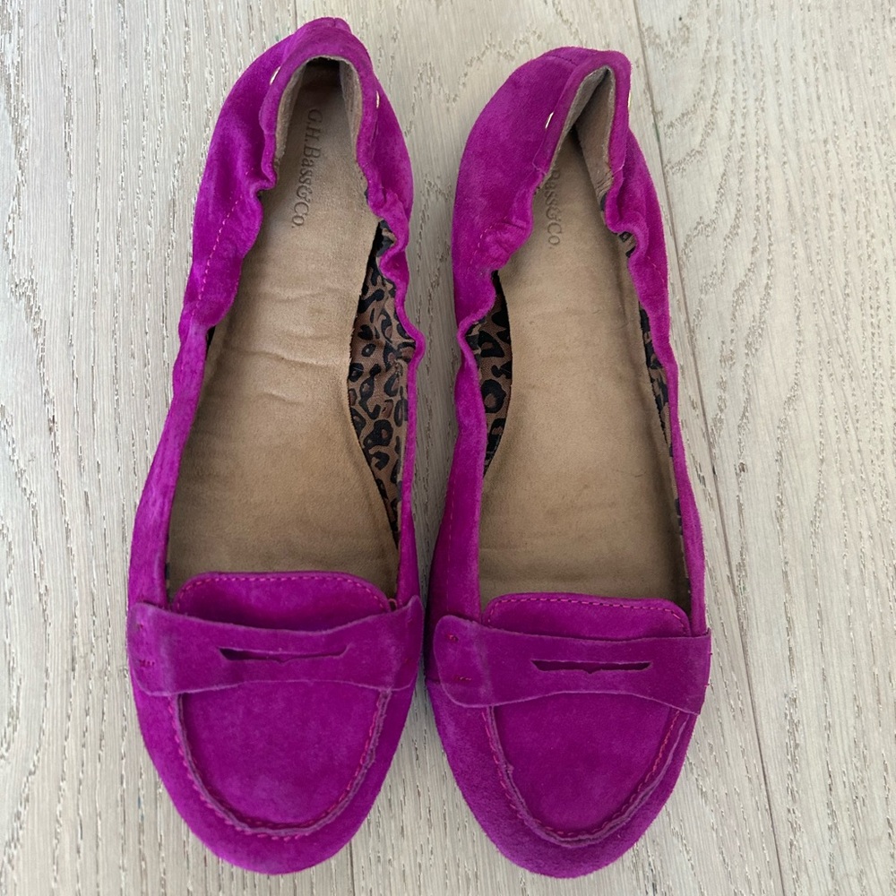 G.H. Bass & Co. Vanessa Fuschia Suede Flats